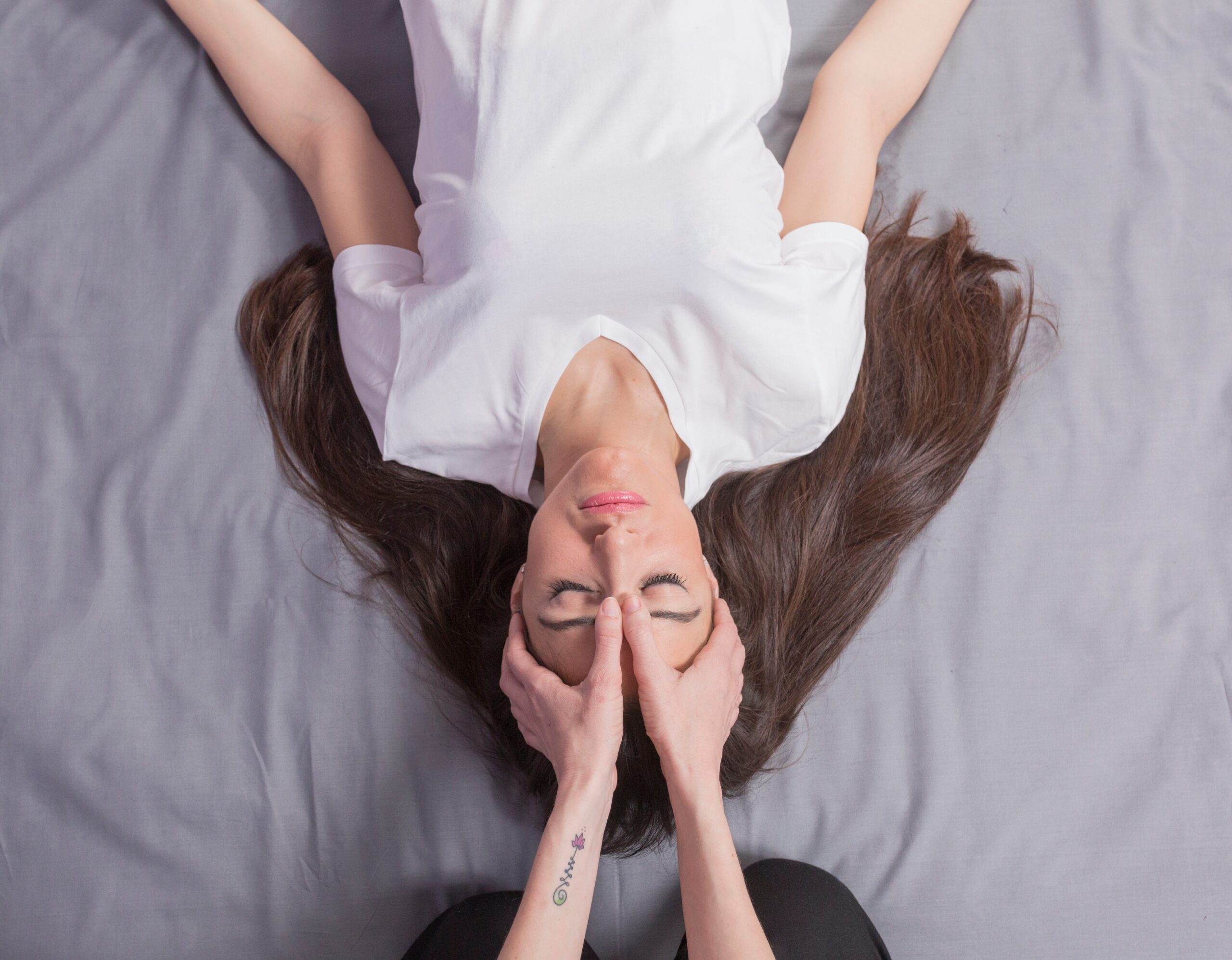 SHIATSU  – FÜR TIEFE ENTSPANNUNG & NEUE ENERGIE (Erwachsene, Kinder & Senioren)